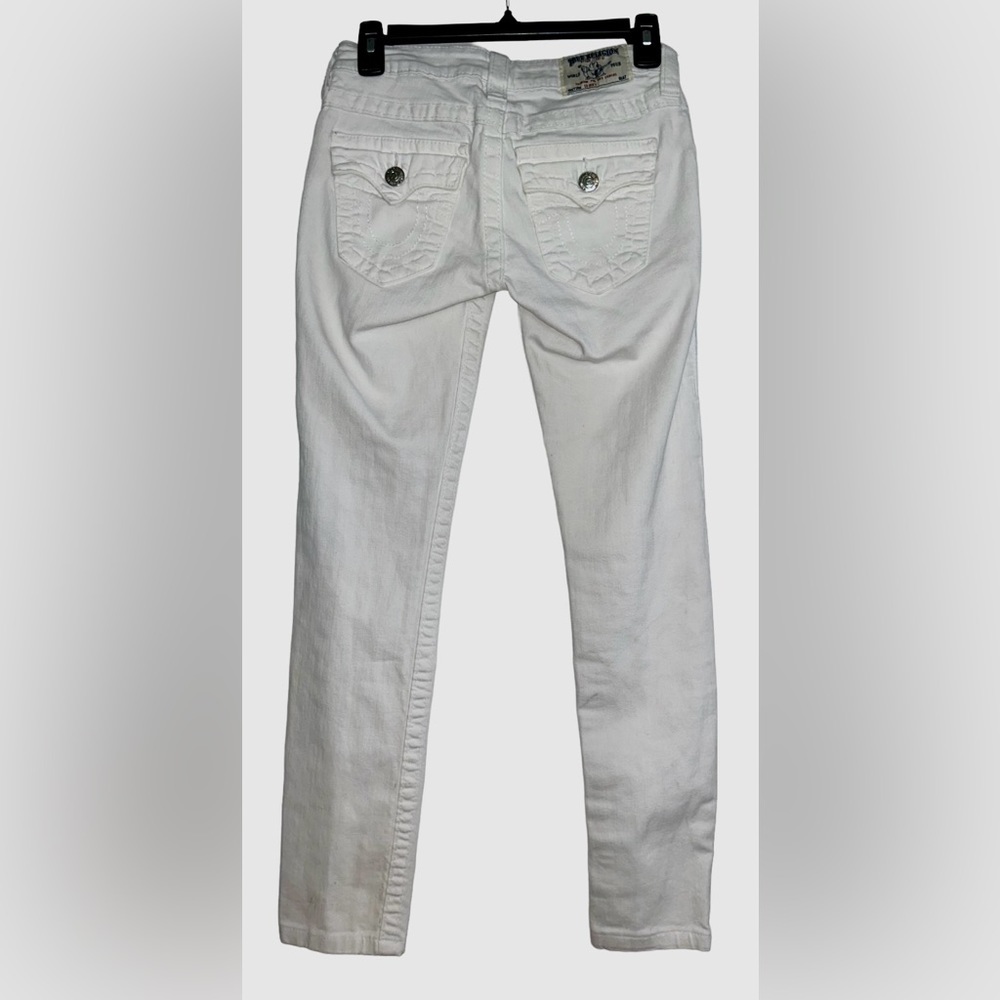🔥TRUE RELIGION!! DESIGNER WHITE DENIM JEANS WITH BLUE DETAILING!! 🔥 - Picture 5 of 15
